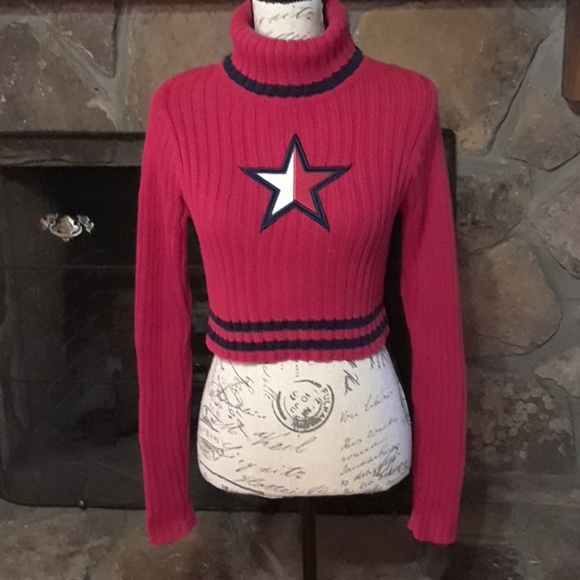 Tommy Hilfiger Sweaters - SALE!! Vintage Tommy Hilfiger cropped sweater